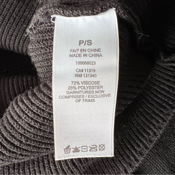 Black Dynamite Split Sleeve Knit Sweater - Picture 6 of 6